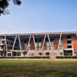Ahmedabad University BTech Fees 2025 – Complete 4-Year Cost, Hostel, Scholarships & Payment Guide