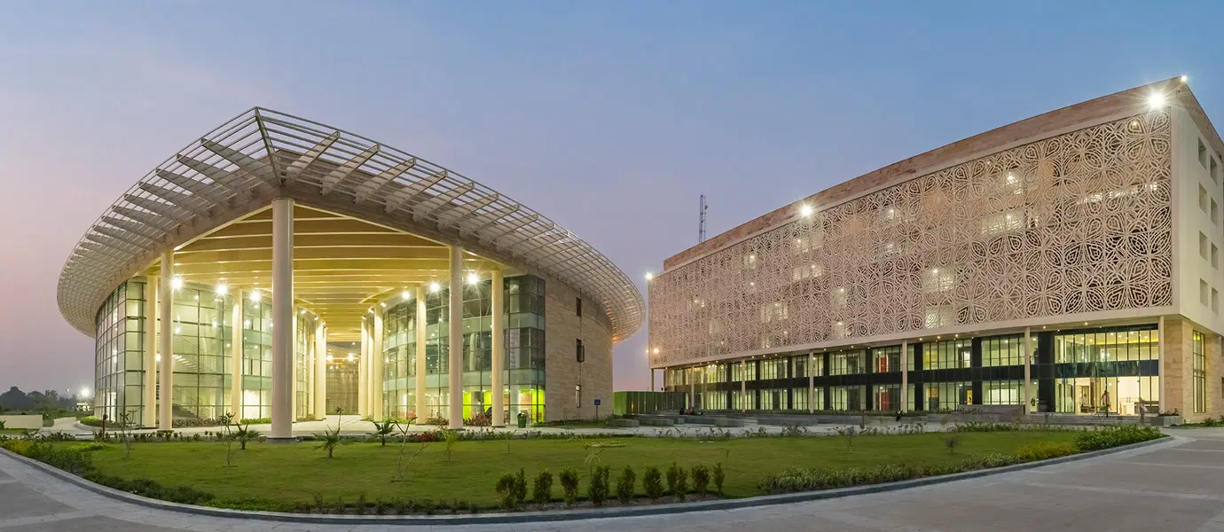 Amity University Kolkata BTech Fees 2025