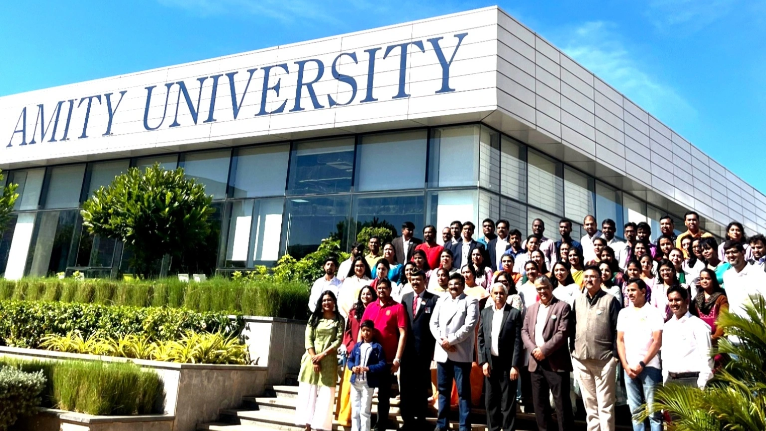 Amity University Bangalore BTech Fees