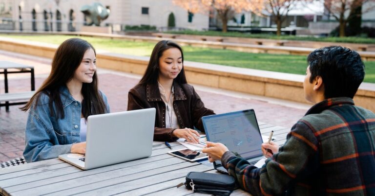 Bachelor in Economics and Finance Scholarships India 2026
