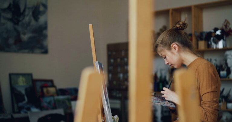 Bachelor of Fine Arts (BFA) Salary in India 2026 – Arts Stream