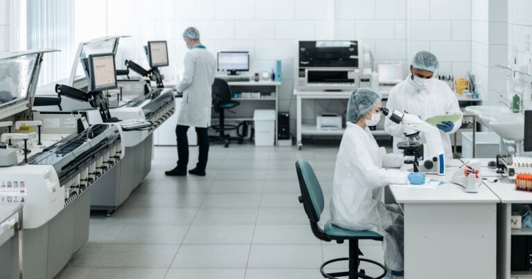 B.Tech Biomedical Engineering vs Allied Courses (2026)
