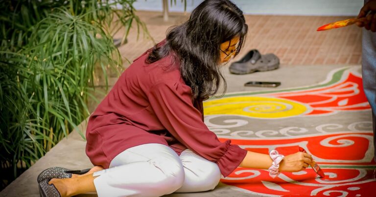 Bachelor of Visual Communication Salary in India 2026