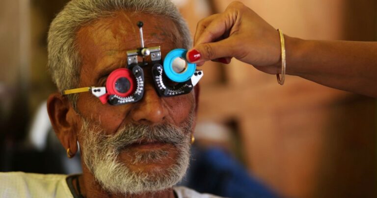 Diploma in Optometry vs Ophthalmic Tech (2026)