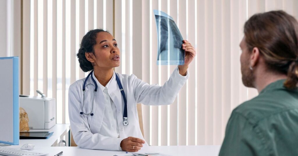 Diploma in X-Ray Technology vs DMLT & DRIT (2026)
