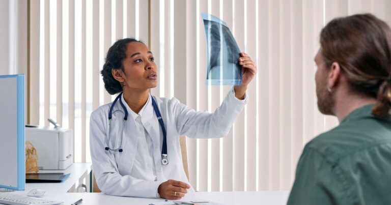 Diploma in X-Ray Technology vs DMLT & DRIT (2026)