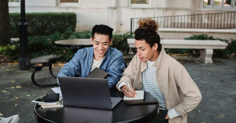 MBA in Economics vs M.A. Economics & MBA Finance (2026)