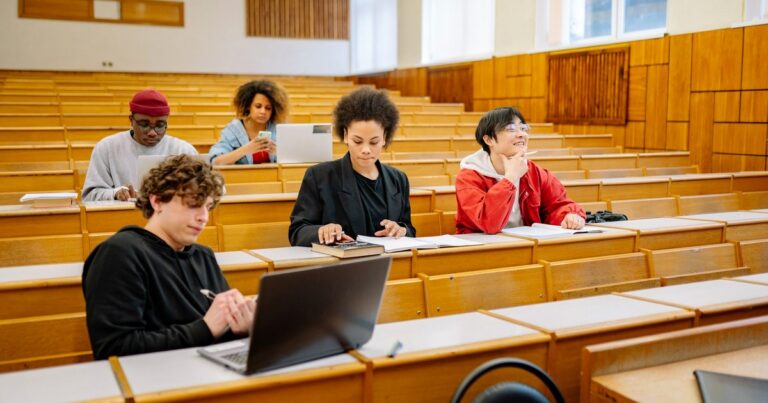 MBA in Sales & Marketing Eligibility 2026 – India