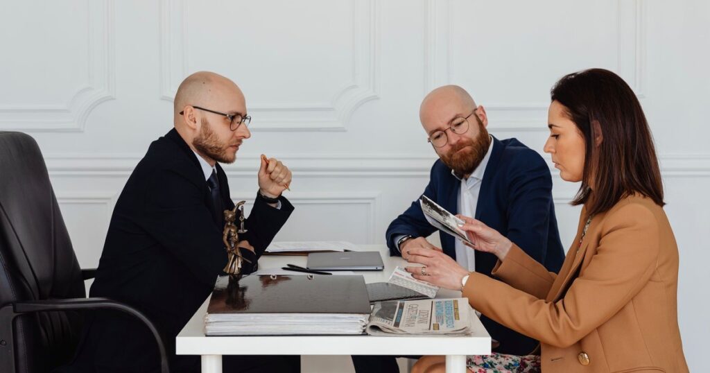 Master of Business Law vs LL.M. vs MBA (2026): Which is Better?