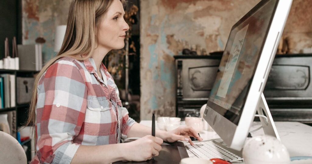 Masters in Graphic Design Salary in India 2026