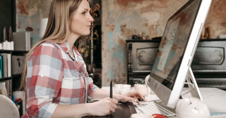 Masters in Graphic Design Salary in India 2026